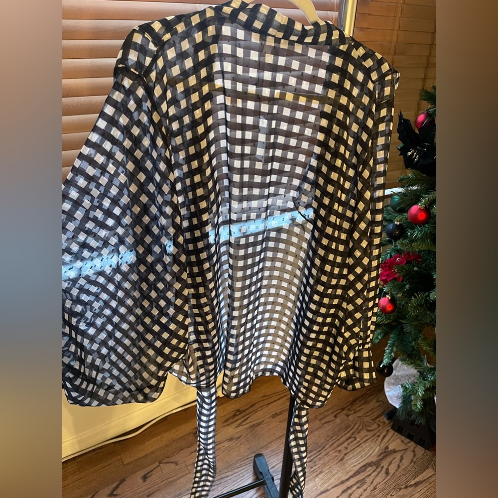 Blouse - Picture 2 of 5